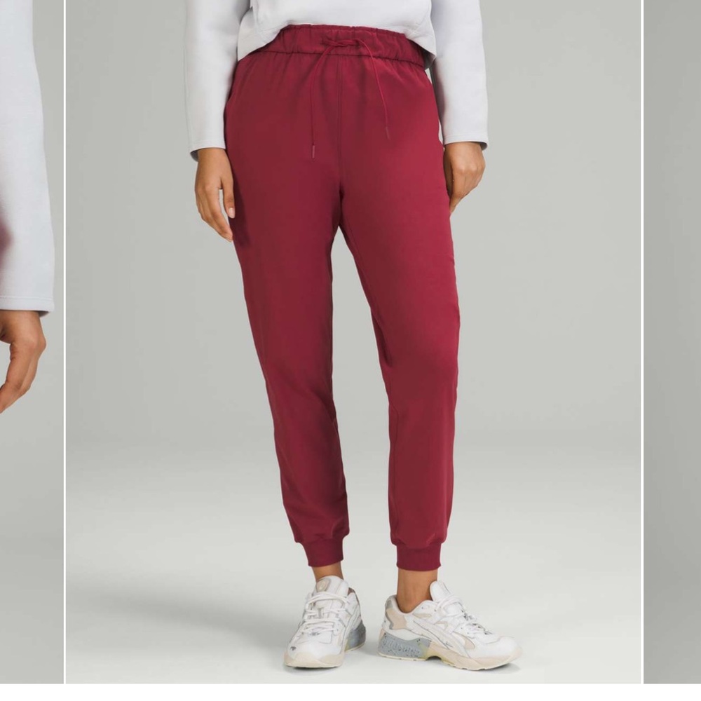 LULULEMON Stretch Luxtreme High-Rise Jogger Pants Mulled Wine Size 0 Women’s